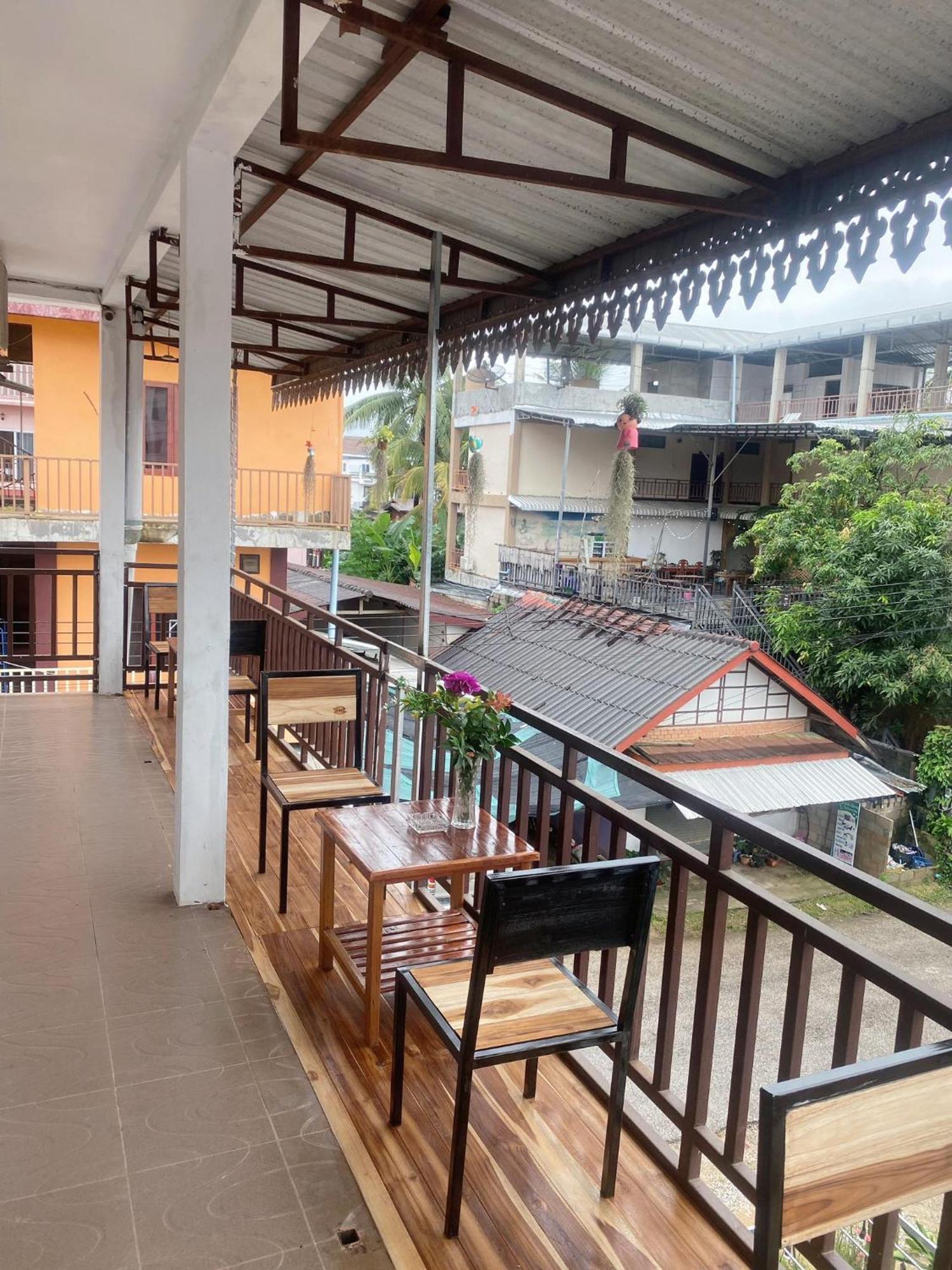 Vang Vieng Victory Hostel Exterior foto